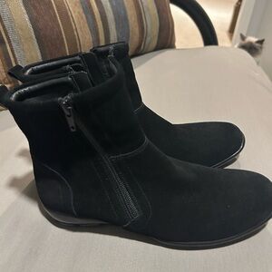 Comfort Black Ankle Booties